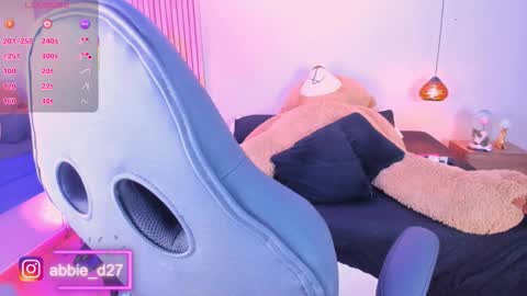 Snapshot of abbieedmond chatting on October 30, 2025, 4:03 am Abbie Edmond online show from October 30, 2025, 4:03 am