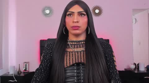 Abbigail Fuster  online show from January 31, 2025, 2:07 pm