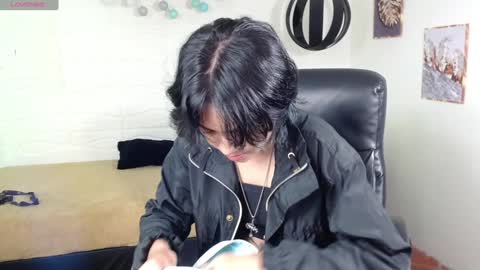 Snapshot of abbiross chatting on February 8, 2025, 12:17 pm Abbi online show from February 8, 2025, 12:17 pm