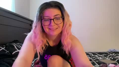 Snapshot of abbiwillow chatting on June 14, 2026, 3:03 pm Abbi Willow online show from June 14, 2026, 3:03 pm