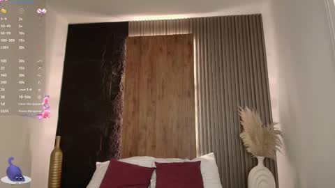 Abbygail online show from December 16, 2024, 3:32 pm