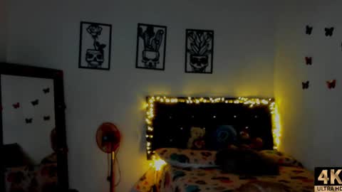 Snapshot of abby_sexygirl1 chatting on February 24, 2025, 3:02 am Abby online show from February 24, 2025, 3:02 am