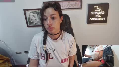 Vannesa online show from May 18, 2026, 1:06 pm