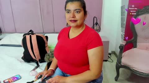 Abbybronnw online show from December 11, 2024, 2:52 am