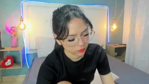 Abby Dixon  online show from February 15, 2025, 10:52 pm