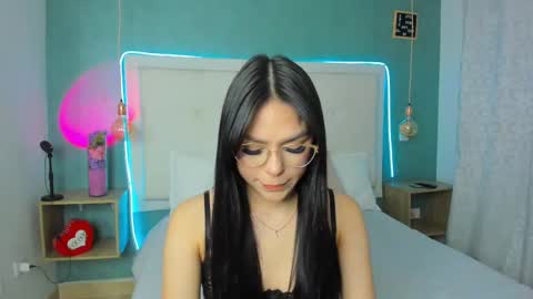 Abby Dixon  online show from February 26, 2025, 12:05 am