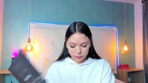 Snapshot of abbydixon1 chatting on March 6, 2026, 12:12 pm Abby Dixon online show from March 6, 2026, 12:12 pm