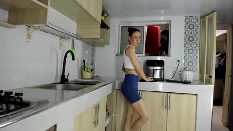 sara online show from September 13, 2025, 8:08 pm