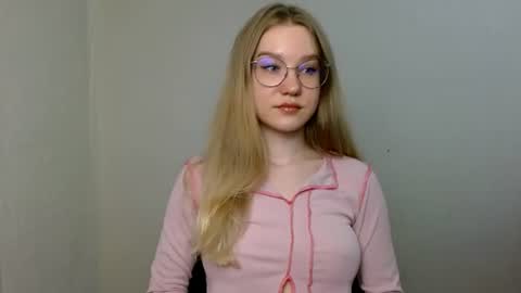 Abby Lovense is active online show from June 17, 2026, 9:56 am