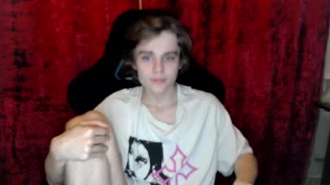 Snapshot of abbysal_blade chatting on December 15, 2024, 9:56 am abbysal_blade online show from December 15, 2024, 9:56 am