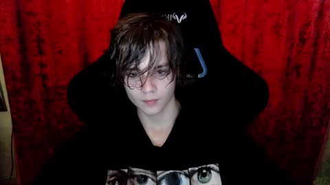 Snapshot of abbysal_blade chatting on December 24, 2024, 10:01 am abbysal_blade online show from December 24, 2024, 10:01 am