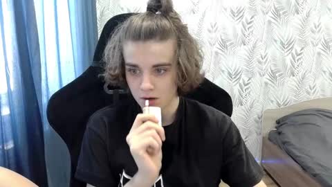 Snapshot of abbysal_blade chatting on February 6, 2025, 7:02 am abbysal_blade online show from February 6, 2025, 7:02 am