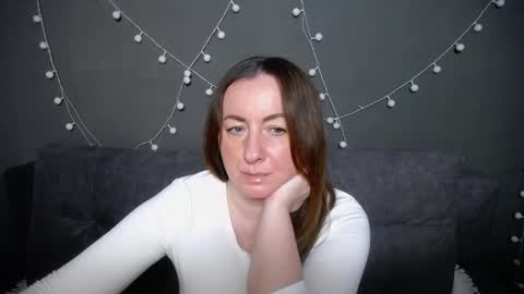 abbytaylorr online show from November 30, 2025, 7:34 am