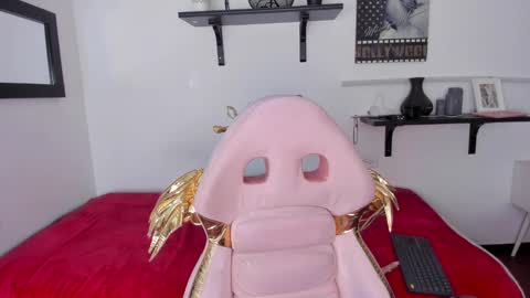 Snapshot of abbywaynee chatting on January 5, 2025, 12:10 pm abby online show from January 5, 2025, 12:10 pm