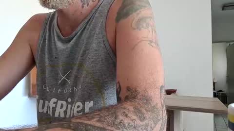 hotmansolo online show from December 30, 2024, 1:36 pm