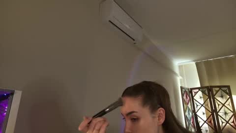 Snapshot of abella_danger_x chatting on April 19, 2026, 7:18 am abella_danger_x online show from April 19, 2026, 7:18 am