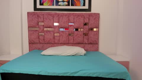 Snapshot of abella_lov chatting on September 19, 2025, 12:17 pm abella_lov online show from September 19, 2025, 12:17 pm