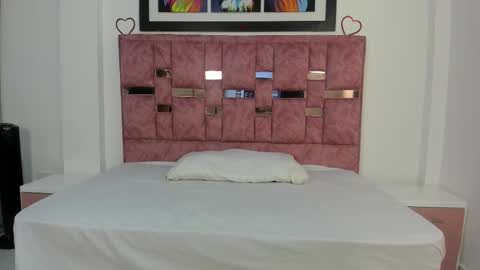 Snapshot of abella_lov chatting on September 27, 2025, 12:10 pm abella_lov online show from September 27, 2025, 12:10 pm