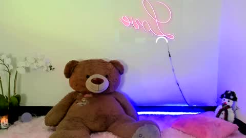  Abella and Kendra  online show from January 2, 2025, 10:11 pm