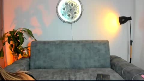 Snapshot of abellaconnor chatting on January 31, 2026, 9:46 pm Abella and Kendra online show from January 31, 2026, 9:46 pm