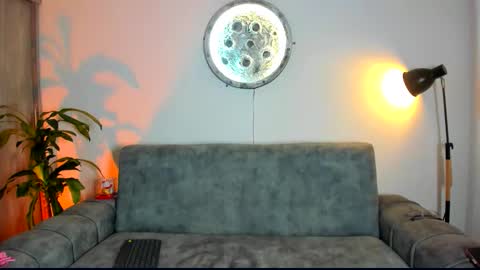 Snapshot of abellaconnor chatting on February 16, 2026, 12:40 am Abella and Kendra online show from February 16, 2026, 12:40 am