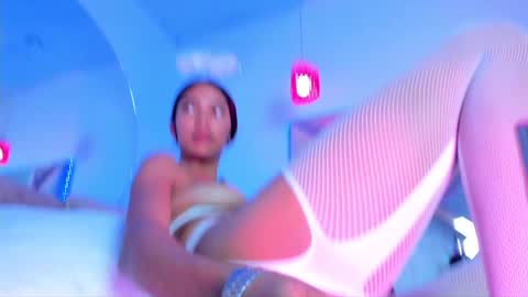 Snapshot of abelladgr chatting on January 10, 2025, 4:30 pm abelladgr online show from January 10, 2025, 4:30 pm