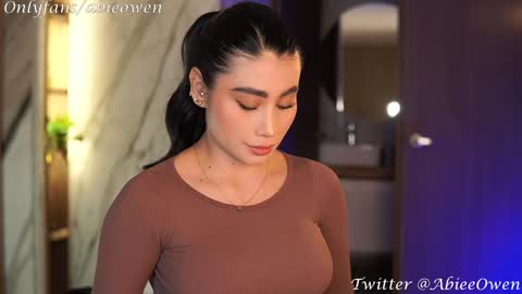 Snapshot of abie_owen chatting on January 10, 2025, 12:17 am abie_owen online show from January 10, 2025, 12:17 am