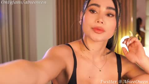 Snapshot of abie_owen chatting on January 30, 2025, 11:34 pm abie_owen online show from January 30, 2025, 11:34 pm