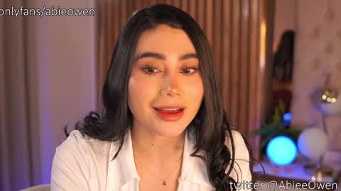 Snapshot of abie_owen chatting on October 3, 2025, 11:13 pm abie_owen online show from October 3, 2025, 11:13 pm