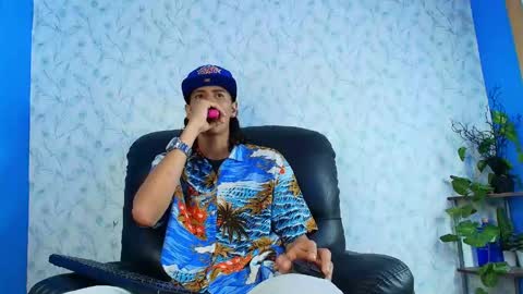 Snapshot of abravanel_sefardi chatting on May 30, 2026, 5:21 pm Abrovanel online show from May 30, 2026, 5:21 pm