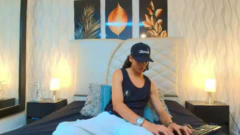  Abrovanel online show from June 2, 2026, 9:06 pm