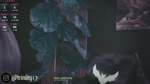 Snapshot of abril__colen chatting on January 26, 2025, 11:18 pm April online show from January 26, 2025, 11:18 pm