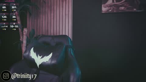 Snapshot of abril__colen chatting on February 6, 2025, 9:17 pm April online show from February 6, 2025, 9:17 pm