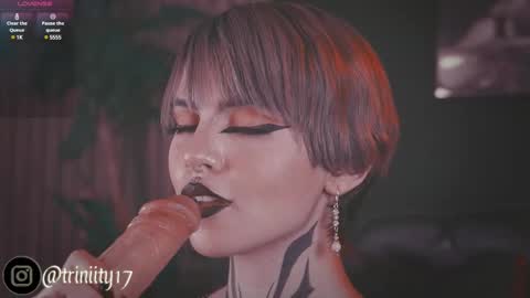 Snapshot of abril__colen chatting on February 20, 2025, 11:43 pm April online show from February 20, 2025, 11:43 pm