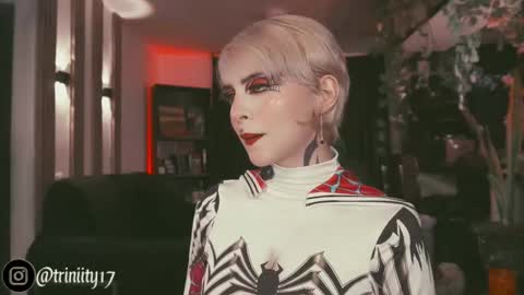 Snapshot of abril__colen chatting on September 13, 2025, 2:11 am April online show from September 13, 2025, 2:11 am