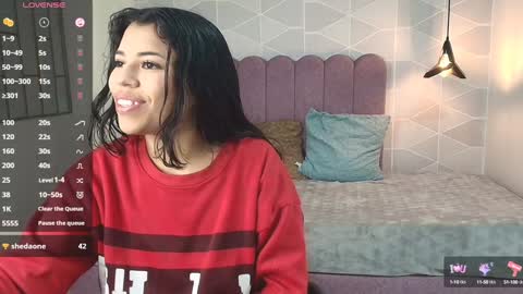 Snapshot of abril_matthews chatting on December 24, 2024, 11:06 am ABRIL MATTHEWS online show from December 24, 2024, 11:06 am