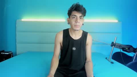 Abril and Julian online show from February 23, 2026, 11:51 am