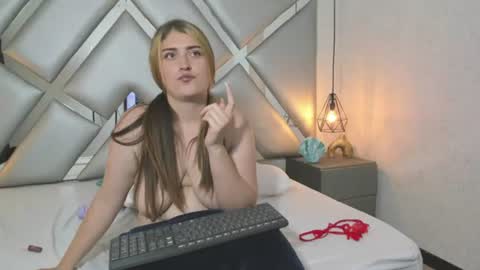 abrilmiller_vc1 online show from July 28, 2026, 3:21 pm