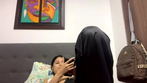 Snapshot of abrilsantosxo chatting on April 22, 2026, 1:41 am abrilsantosxo online show from April 22, 2026, 1:41 am