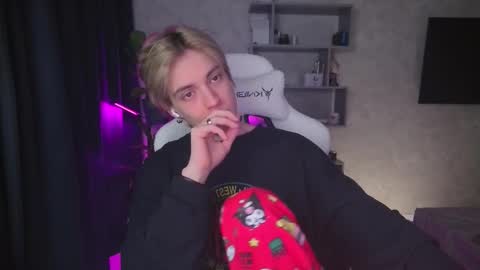 Nick online show from December 21, 2025, 9:38 am