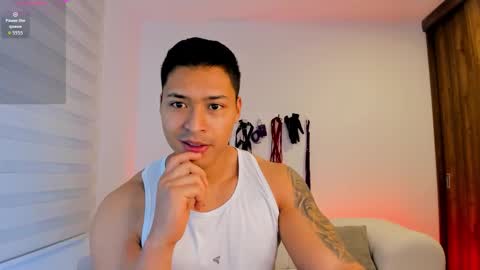 Snapshot of abu_dhabi_21 chatting on September 19, 2025, 9:32 am Will online show from September 19, 2025, 9:32 am