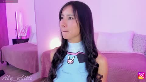 Snapshot of aby_whitee chatting on February 9, 2025, 6:11 am Aby online show from February 9, 2025, 6:11 am