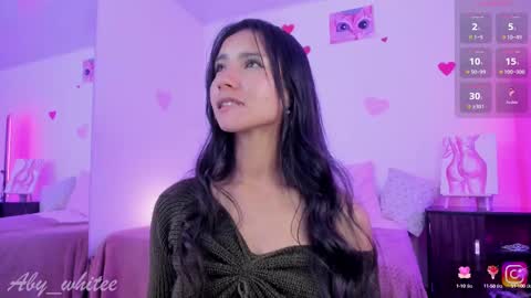Snapshot of aby_whitee chatting on February 21, 2025, 7:56 am Aby online show from February 21, 2025, 7:56 am