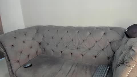 Acid Milo online show from December 15, 2024, 1:22 pm