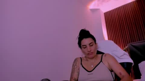 ada oconnor x   ..flaca..bella online show from February 9, 2026, 4:22 pm