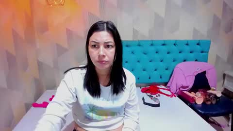 Ada online show from April 12, 2026, 4:17 am