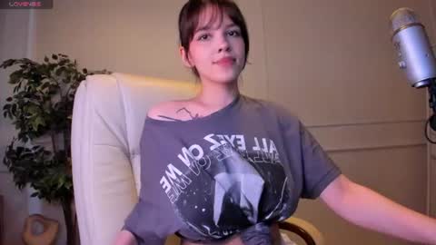 Snapshot of adalyn_glow chatting on June 27, 2026, 4:34 pm Adalyn online show from June 27, 2026, 4:34 pm