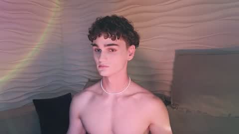 Snapshot of adam_21cm chatting on December 19, 2024, 4:57 pm Adam online show from December 19, 2024, 4:57 pm