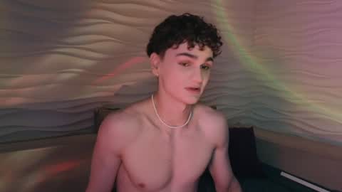 Snapshot of adam_21cm chatting on December 22, 2024, 4:59 pm Adam online show from December 22, 2024, 4:59 pm