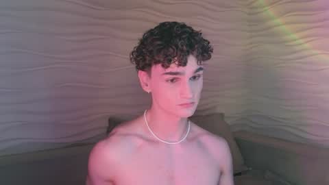 Snapshot of adam_21cm chatting on January 23, 2025, 4:48 pm Adam online show from January 23, 2025, 4:48 pm